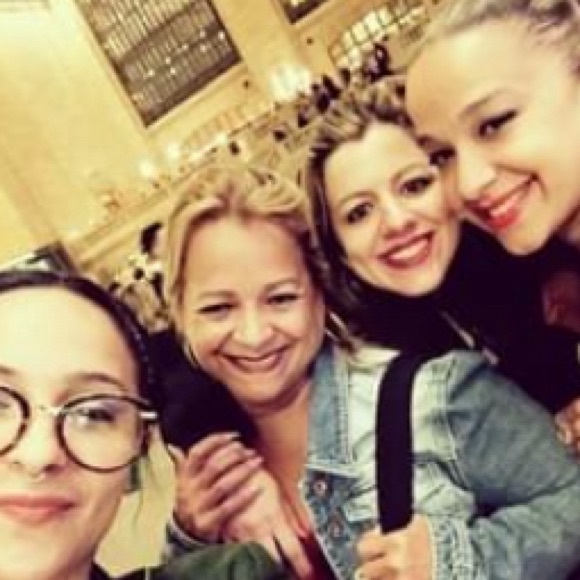 LIKE❤️MY FLYER SO YOU CAN BE NOTIFIED WHEN I GO LIVE💃 - Picture 8 of 13